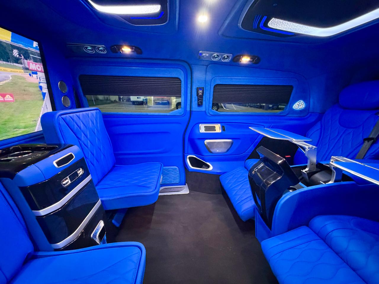 Mercedes-Benz Metris Passenger Van 2021