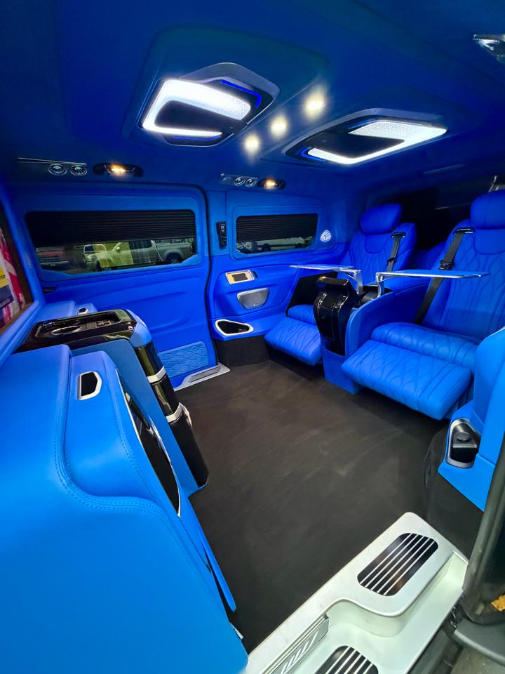 Mercedes-Benz Metris Passenger Van 2021