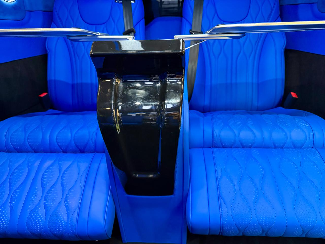 Mercedes-Benz Metris Passenger Van 2021