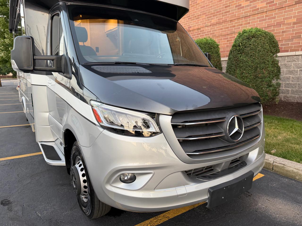 Mercedes-Benz Sprinter 3500 170-in. WB 2019