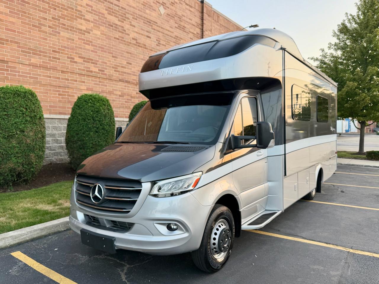 Mercedes-Benz Sprinter 3500 170-in. WB 2019