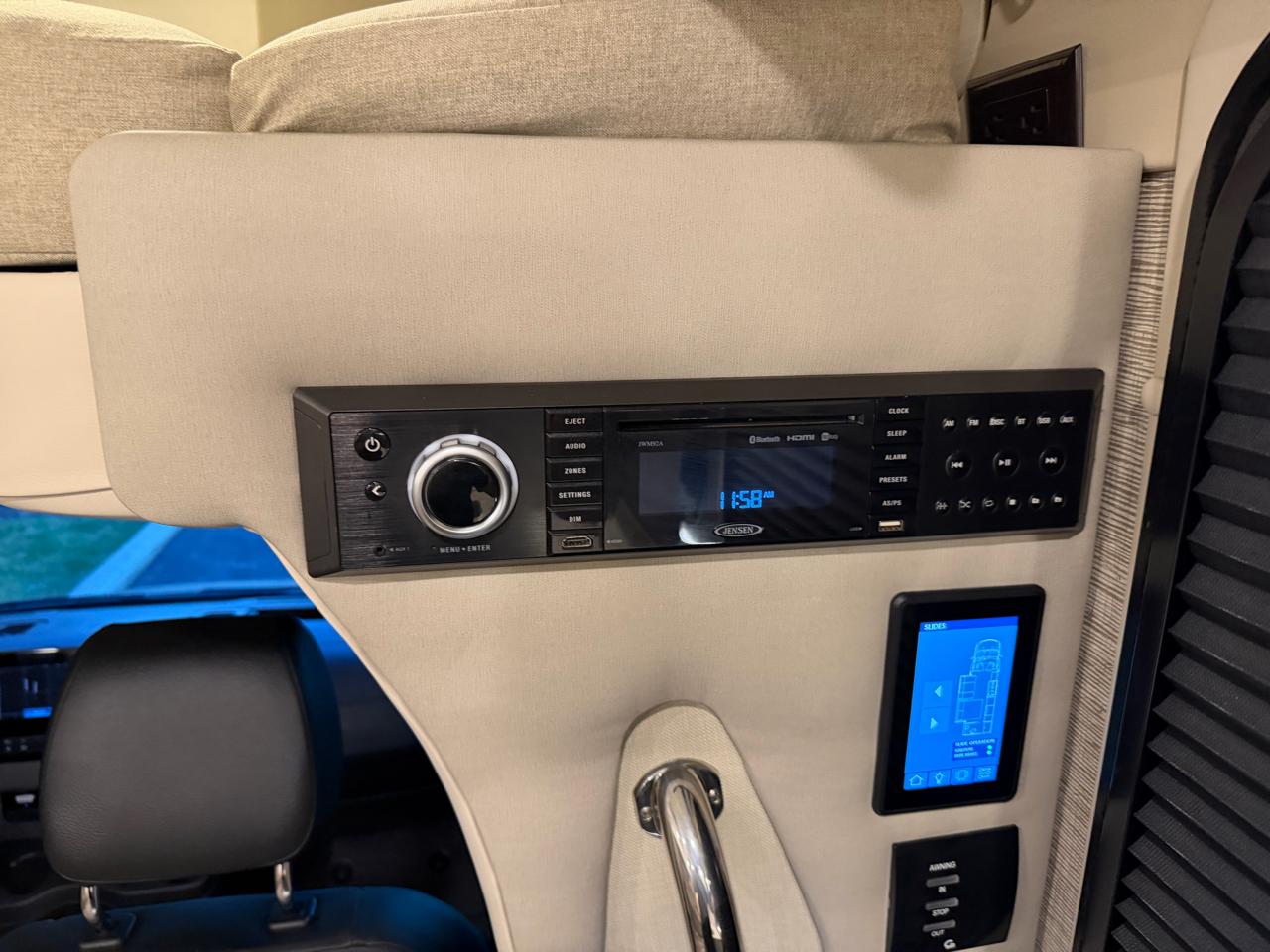 Mercedes-Benz Sprinter 3500 170-in. WB 2019
