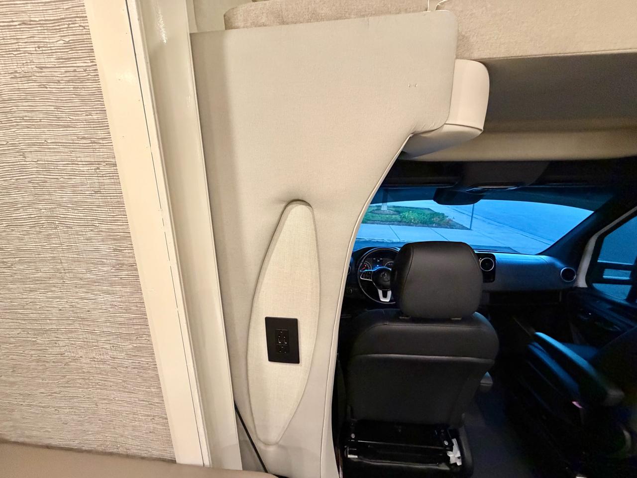 Mercedes-Benz Sprinter 3500 170-in. WB 2019