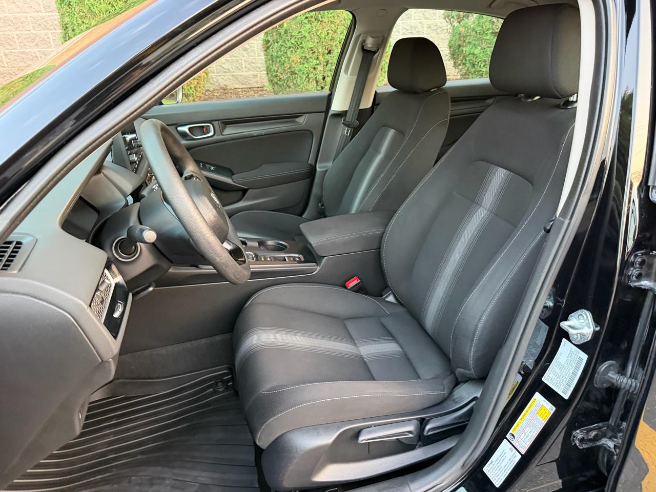 Honda Civic LX Hatchback 2023