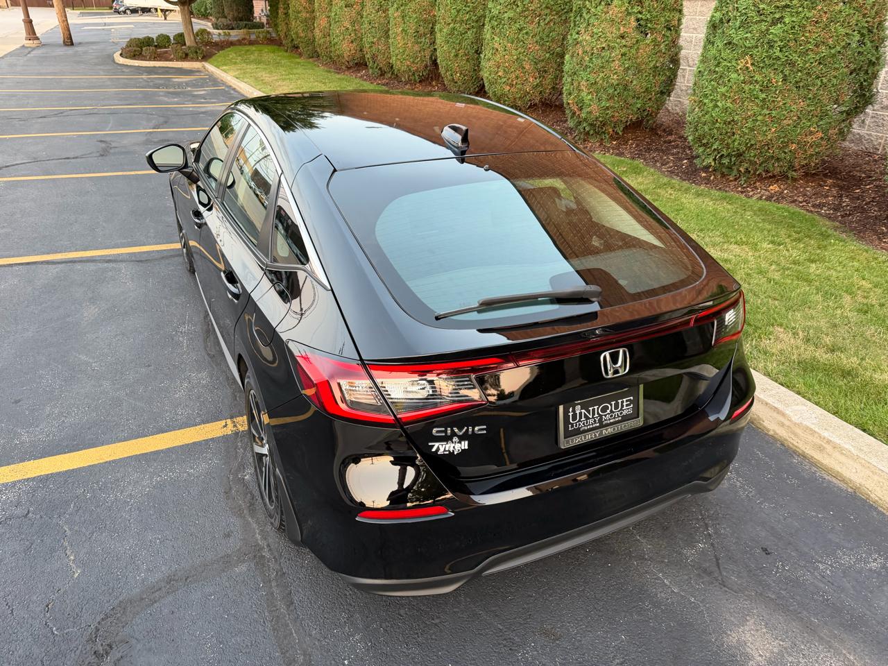 Honda Civic LX Hatchback 2023