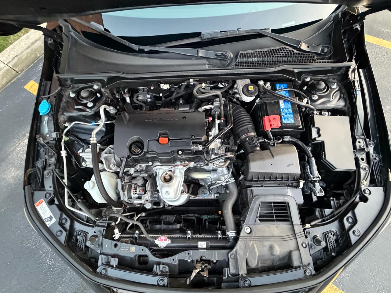 Honda Civic LX Hatchback 2023