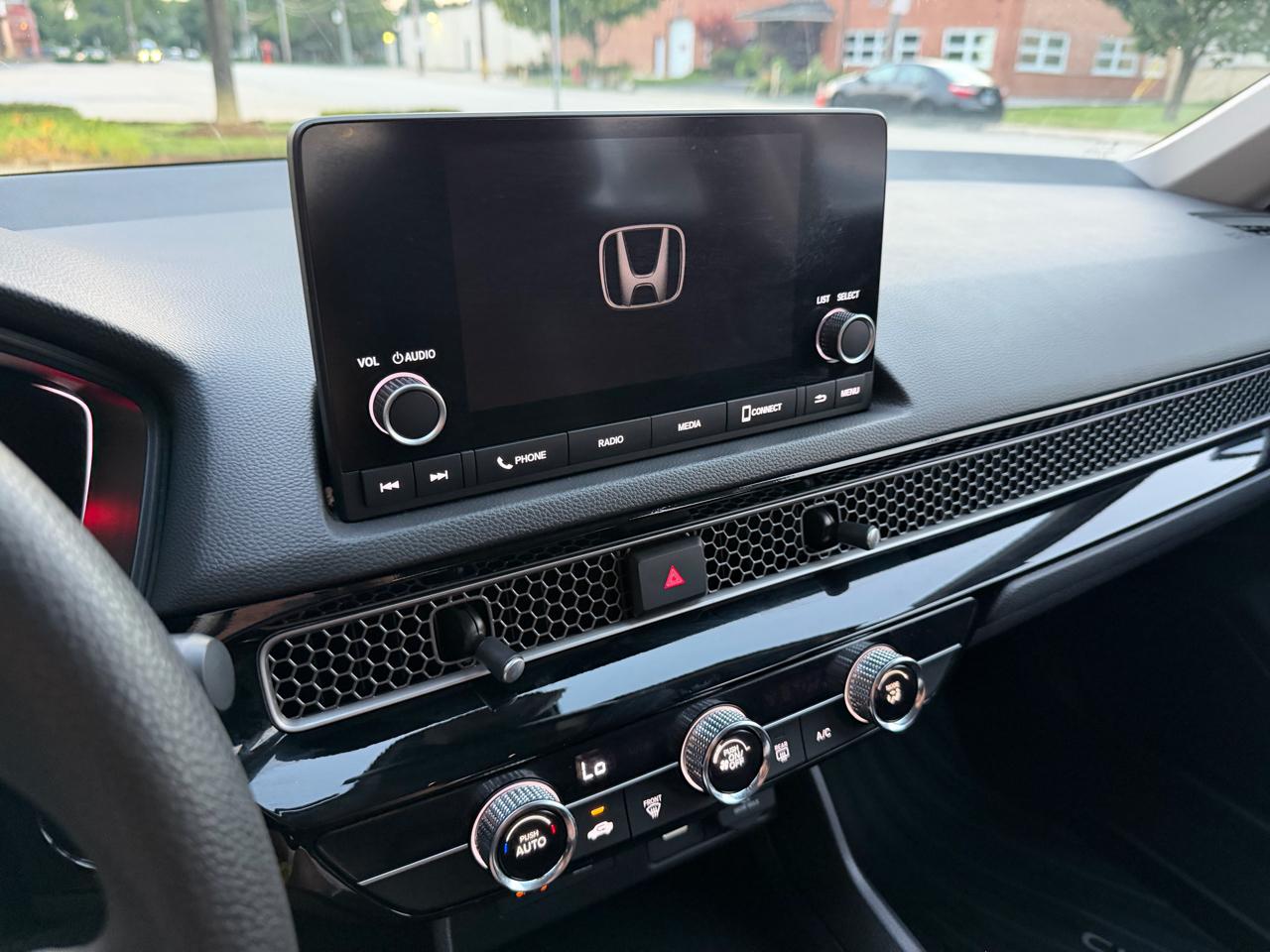 Honda Civic LX Hatchback 2023