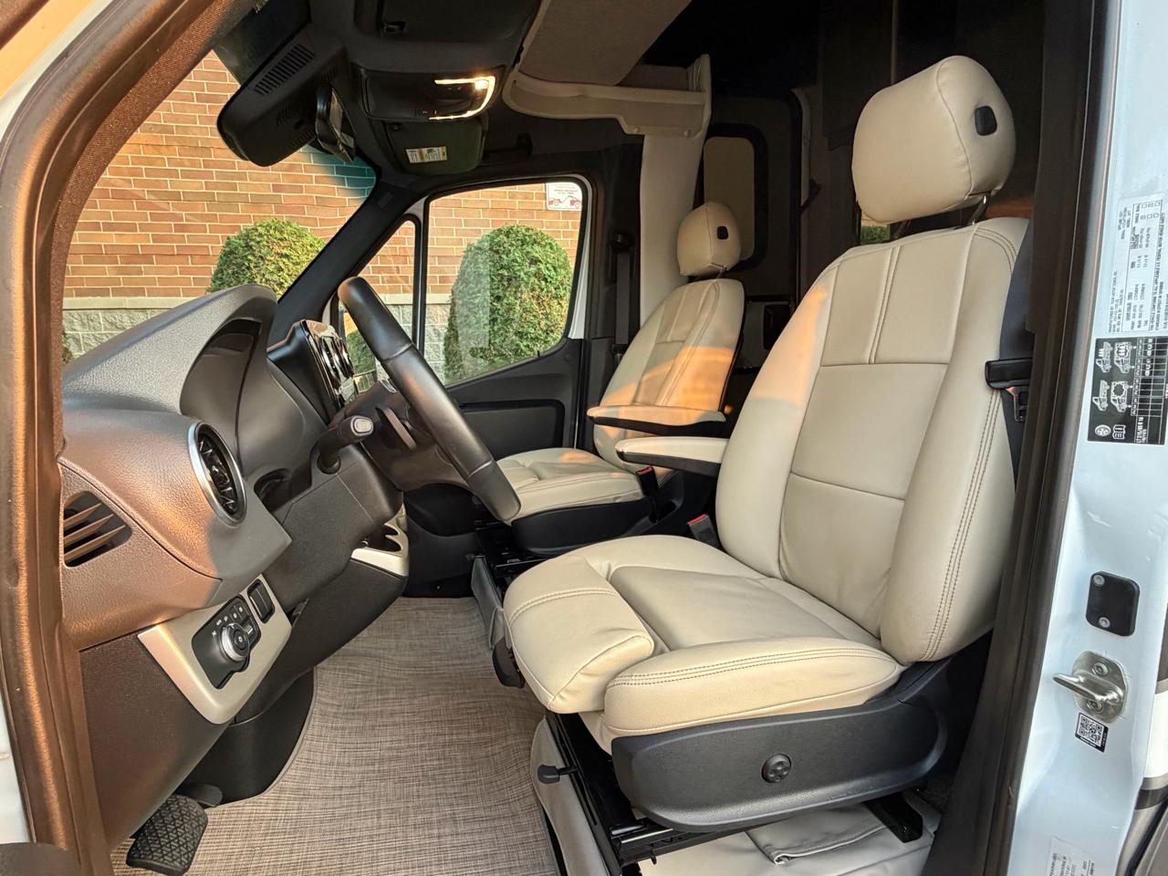 Mercedes-Benz Sprinter 3500 XD 170-in. WB 2020