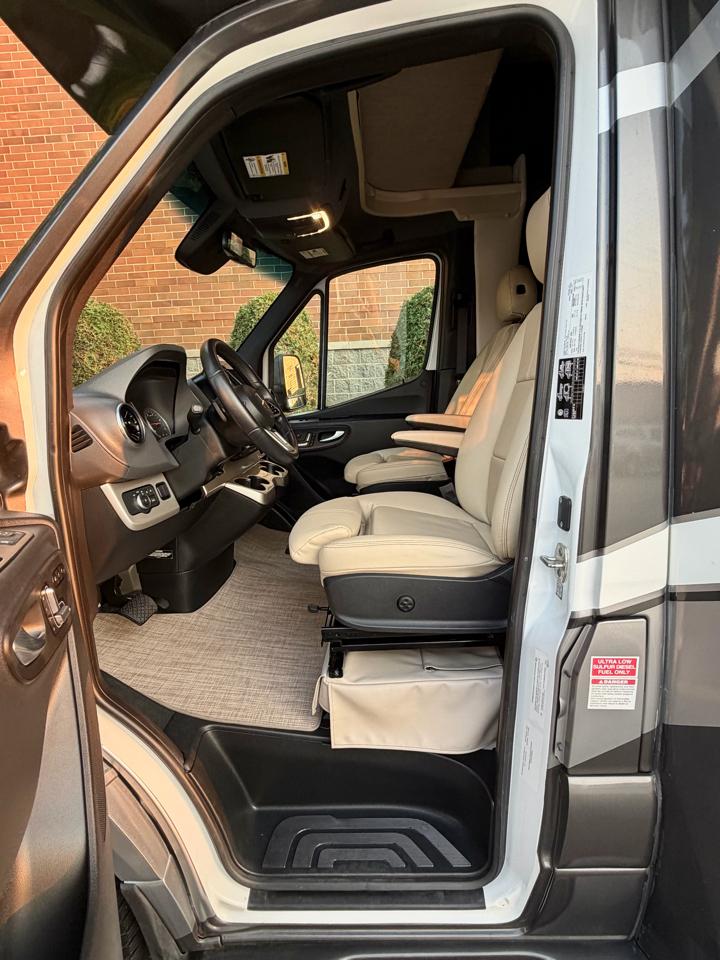 Mercedes-Benz Sprinter 3500 XD 170-in. WB 2020