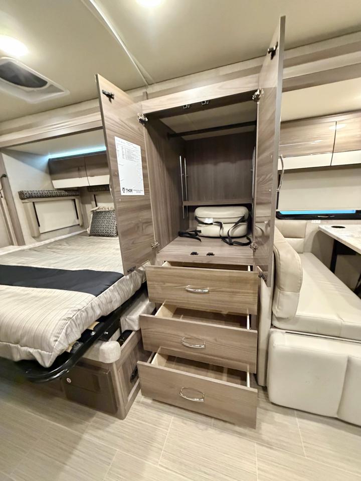 Mercedes-Benz Sprinter 3500 XD 170-in. WB 2020