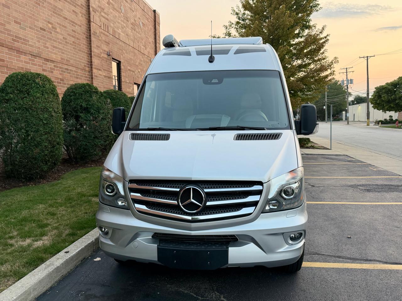 Mercedes-Benz Sprinter 3500 170-in. WB 2017