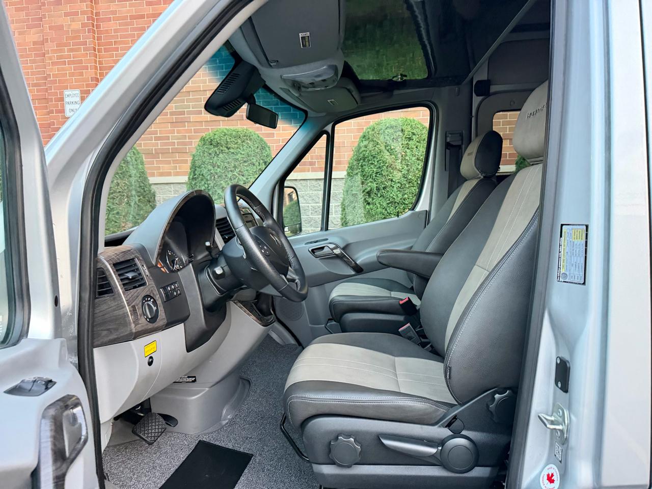 Mercedes-Benz Sprinter 3500 170-in. WB 2017
