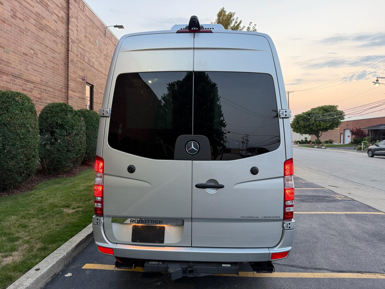 Mercedes-Benz Sprinter 3500 170-in. WB 2017