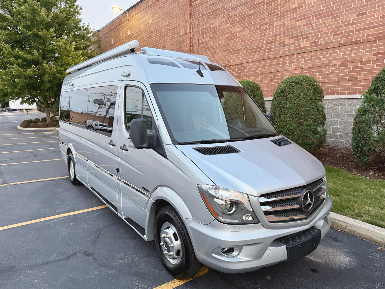 Mercedes-Benz Sprinter 3500 170-in. WB 2017