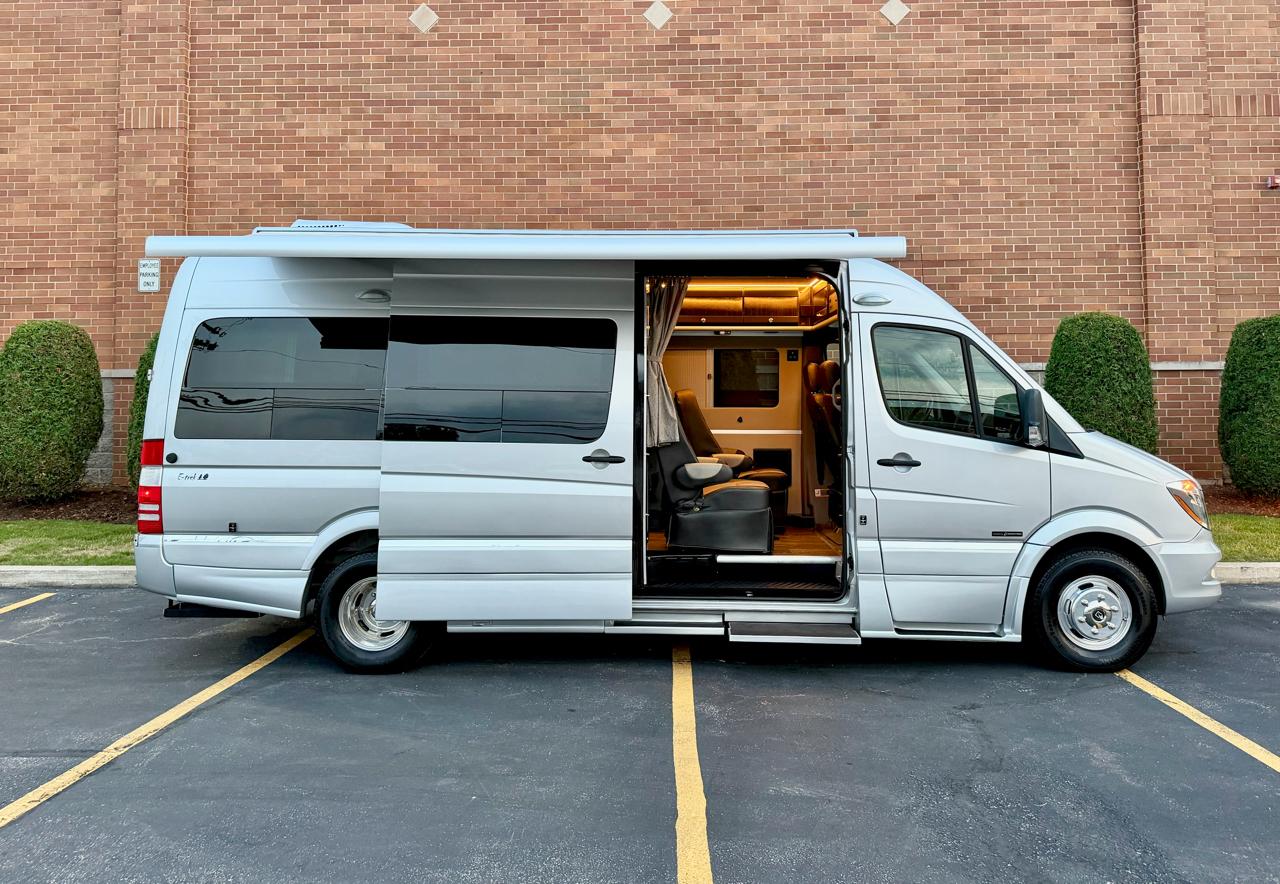 Mercedes-Benz Sprinter 3500 170-in. WB 2017