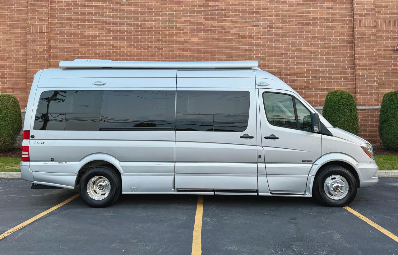 Mercedes-Benz Sprinter 3500 170-in. WB 2017