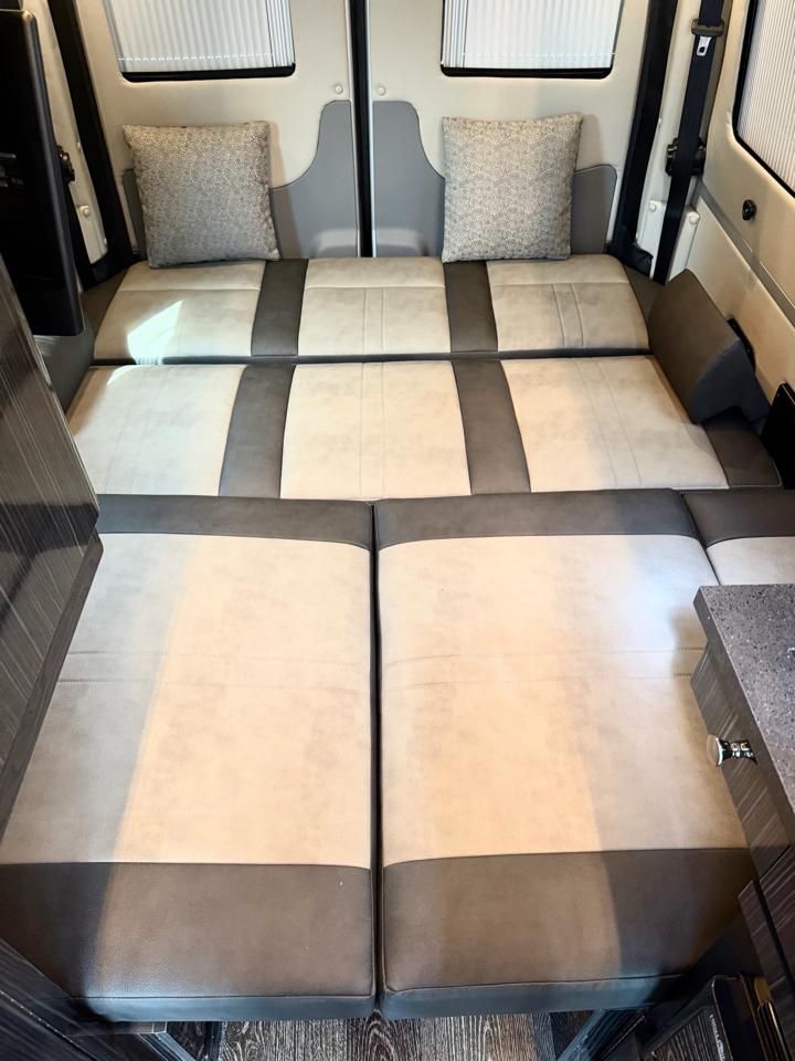 Mercedes-Benz Sprinter 3500 170-in. WB 2017