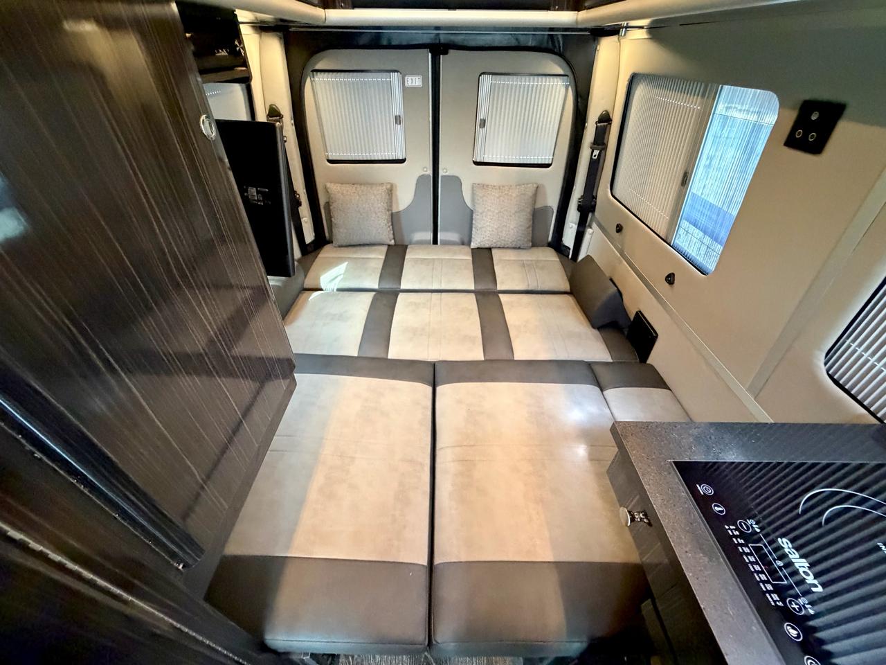 Mercedes-Benz Sprinter 3500 170-in. WB 2017