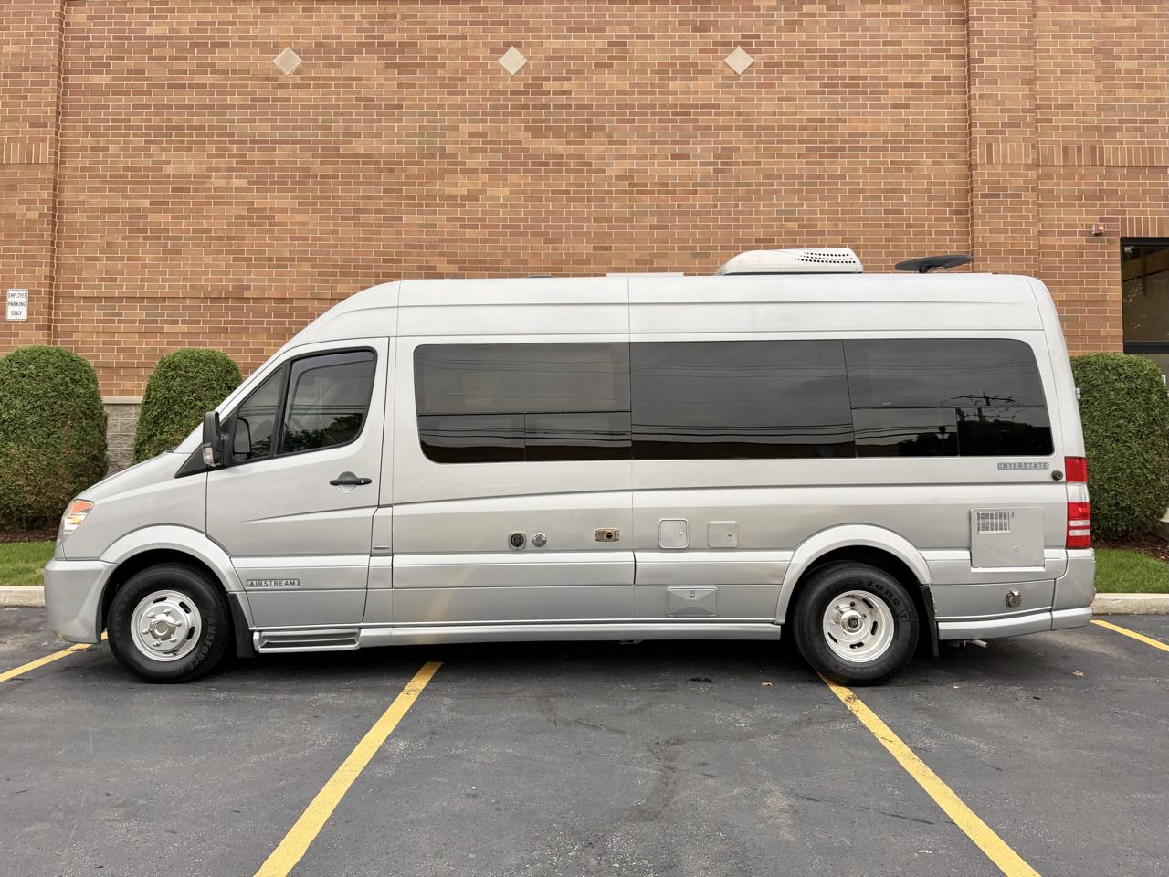 Mercedes-Benz Sprinter 3500 High Roof 170-in. WB EXT 2012