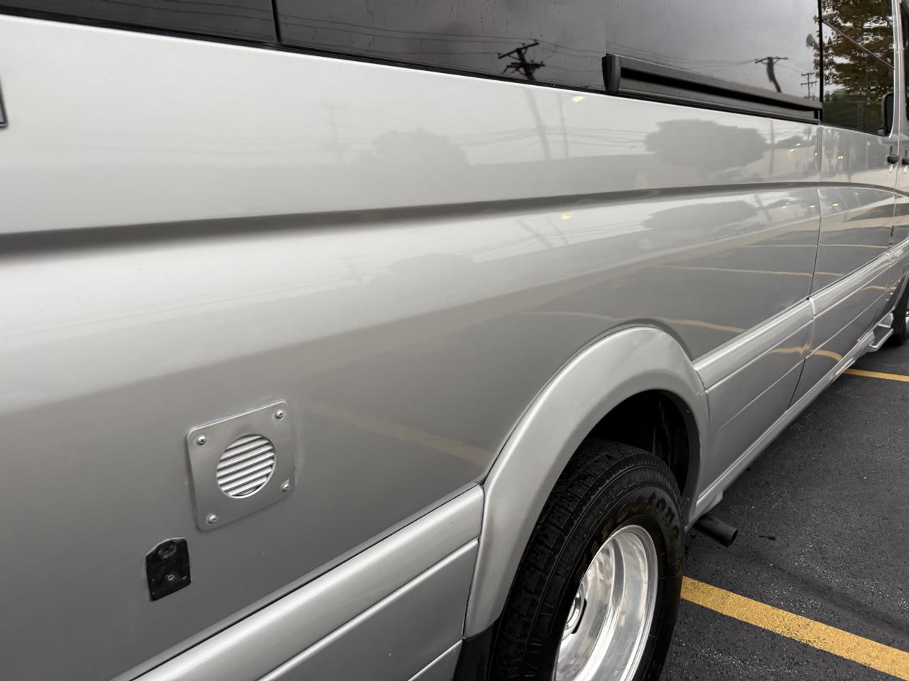Mercedes-Benz Sprinter 3500 High Roof 170-in. WB EXT 2012