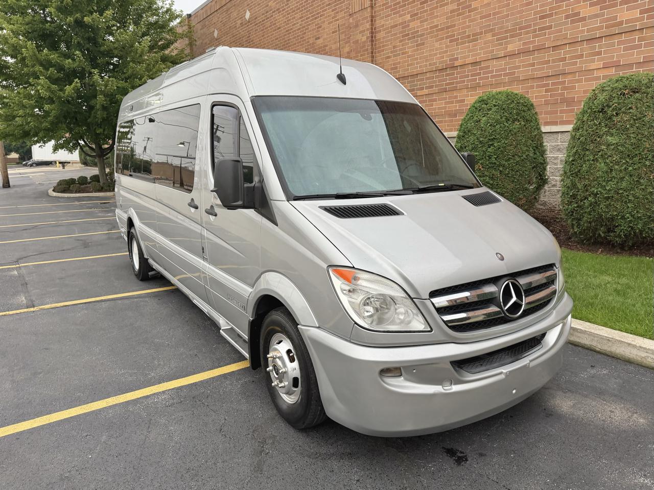 Mercedes-Benz Sprinter 3500 High Roof 170-in. WB EXT 2012