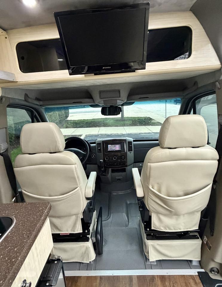 Mercedes-Benz Sprinter 3500 High Roof 170-in. WB EXT 2012