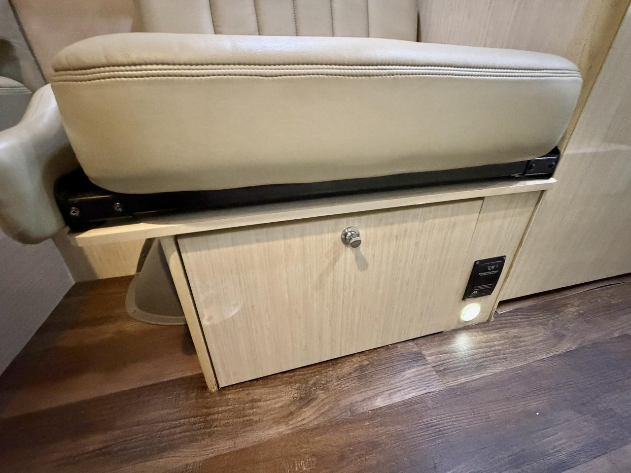 Mercedes-Benz Sprinter 3500 High Roof 170-in. WB EXT 2012