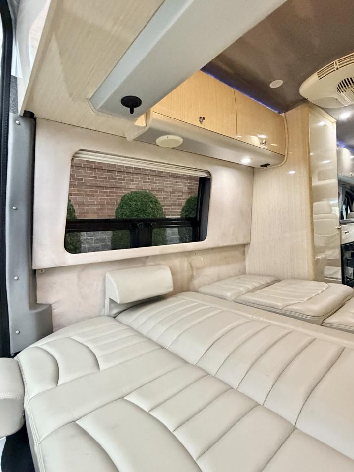 Mercedes-Benz Sprinter 3500 High Roof 170-in. WB EXT 2012