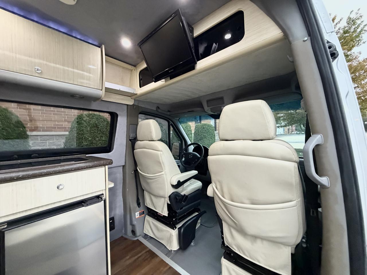 Mercedes-Benz Sprinter 3500 High Roof 170-in. WB EXT 2012