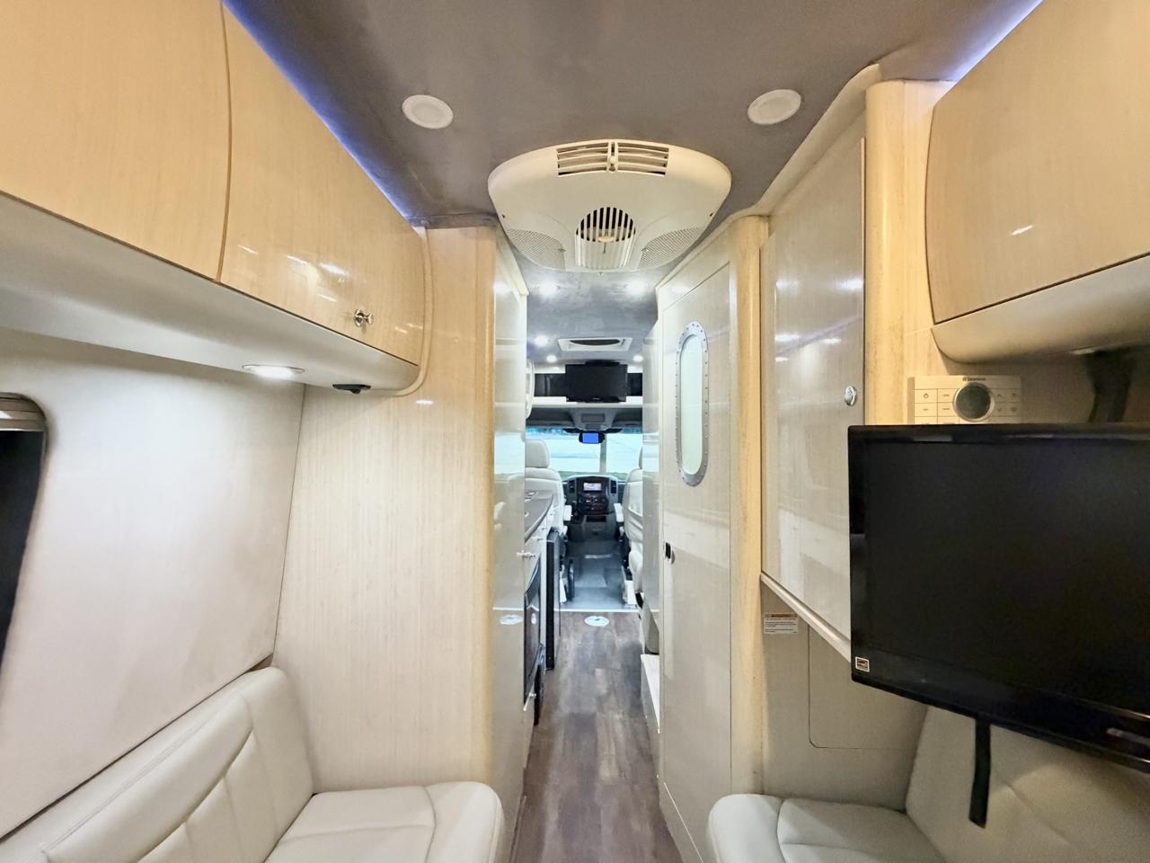 Mercedes-Benz Sprinter 3500 High Roof 170-in. WB EXT 2012