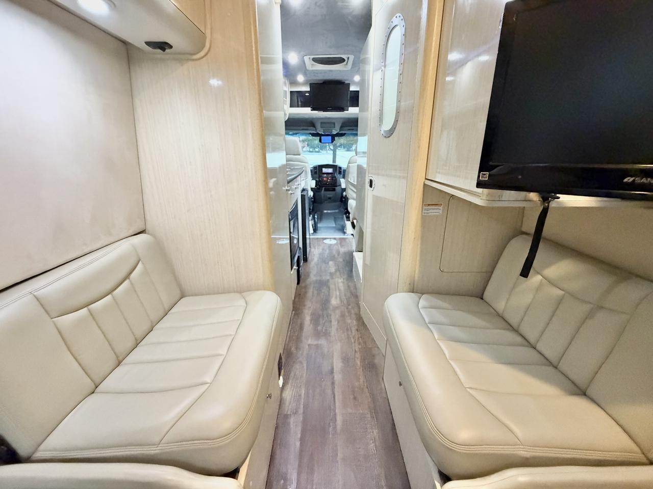 Mercedes-Benz Sprinter 3500 High Roof 170-in. WB EXT 2012