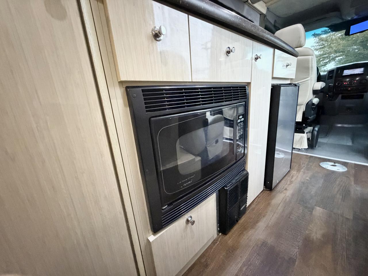 Mercedes-Benz Sprinter 3500 High Roof 170-in. WB EXT 2012