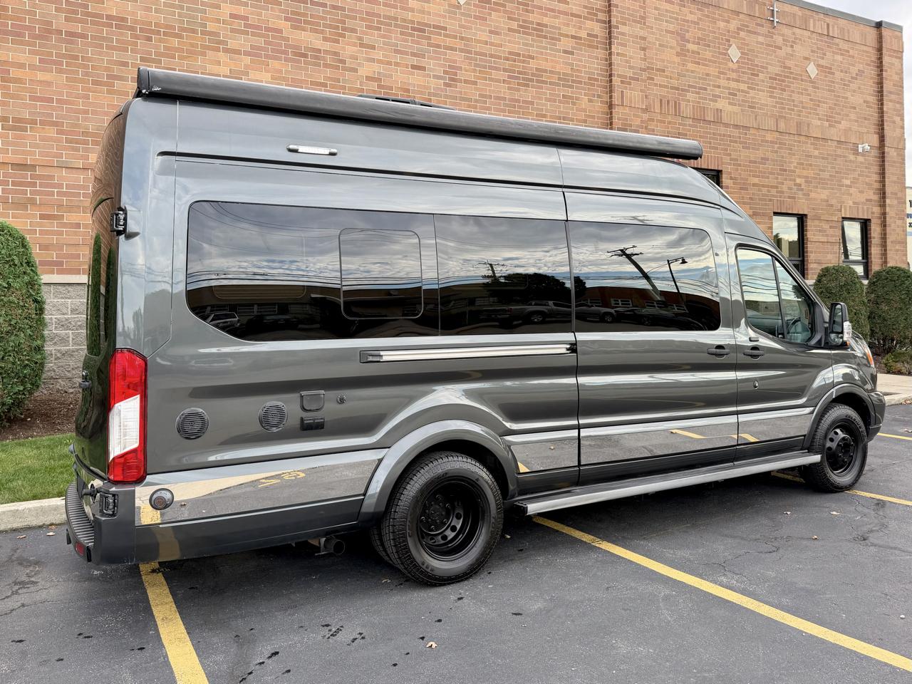 Ford Transit 350 Van HD High Roof 10360lb GVWR Pass. Slide EL 2017