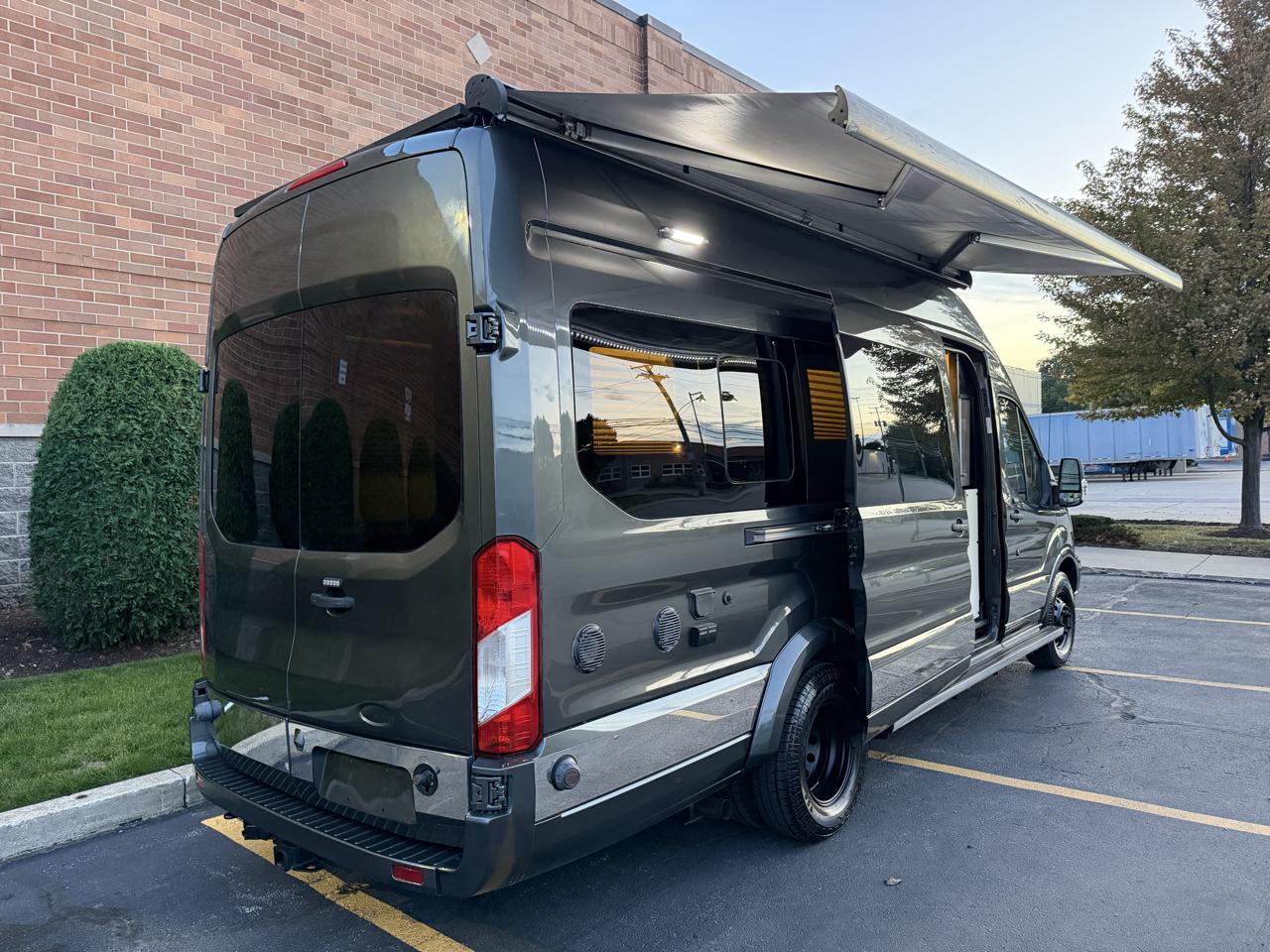 Ford Transit 350 Van HD High Roof 10360lb GVWR Pass. Slide EL 2017