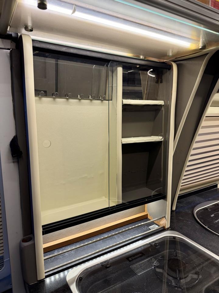 Ford Transit 350 Van HD High Roof 10360lb GVWR Pass. Slide EL 2017