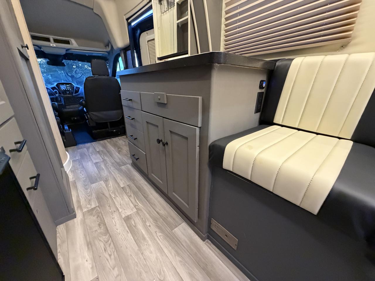 Ford Transit 350 Van HD High Roof 10360lb GVWR Pass. Slide EL 2017