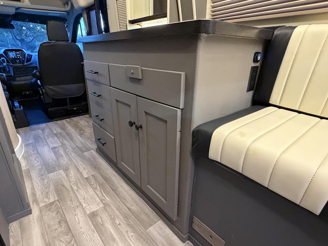 Ford Transit 350 Van HD High Roof 10360lb GVWR Pass. Slide EL 2017