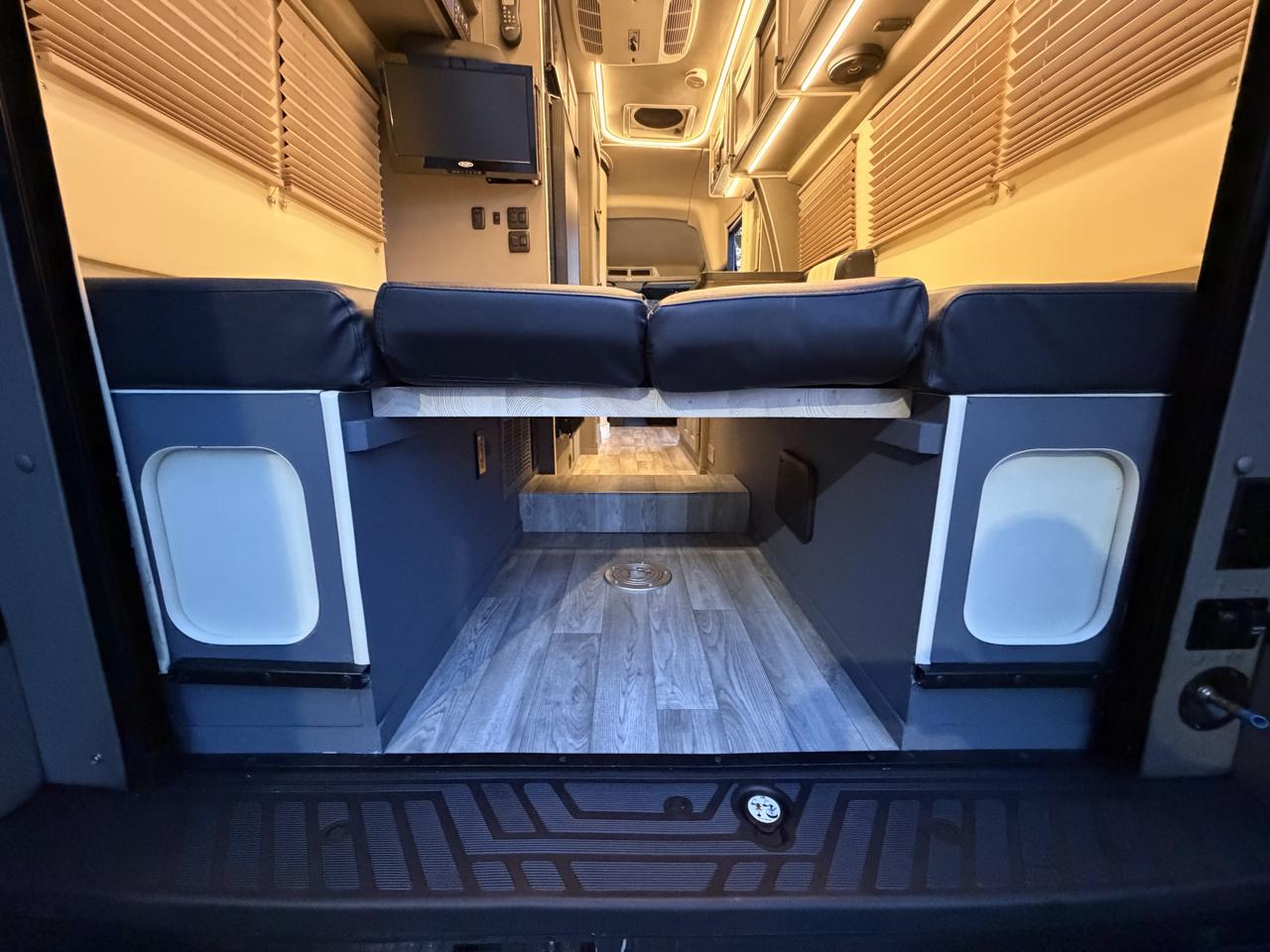 Ford Transit 350 Van HD High Roof 10360lb GVWR Pass. Slide EL 2017