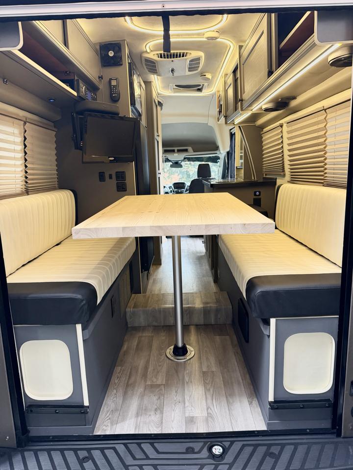 Ford Transit 350 Van HD High Roof 10360lb GVWR Pass. Slide EL 2017