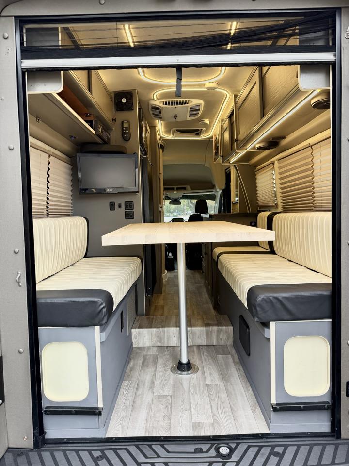 Ford Transit 350 Van HD High Roof 10360lb GVWR Pass. Slide EL 2017