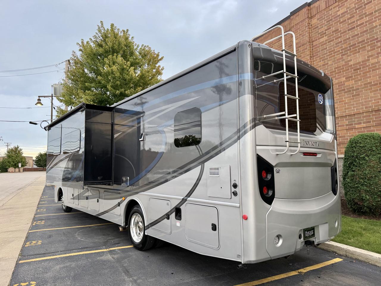 Ford Stripped Chassis Motorhome  2021