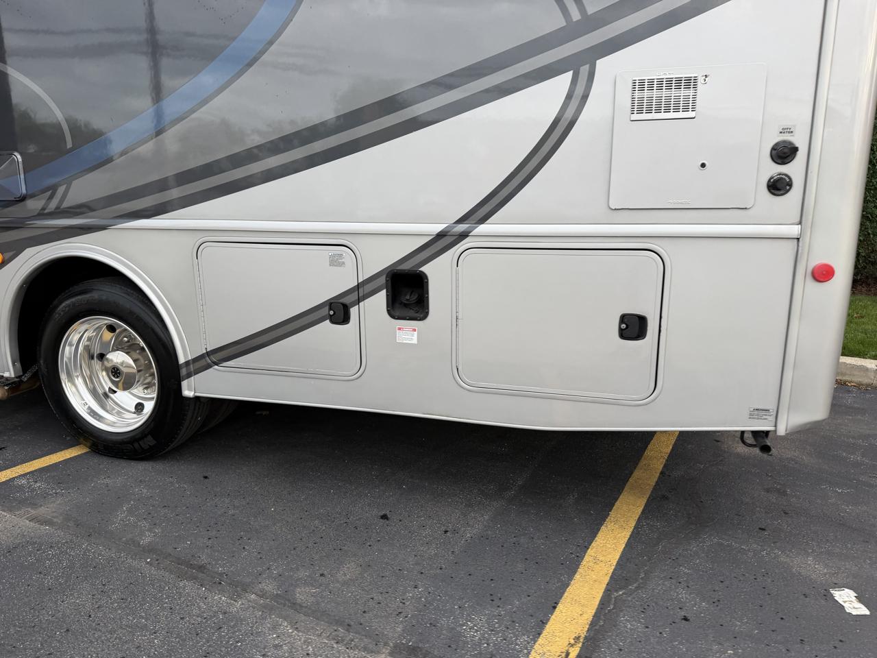 Ford Stripped Chassis Motorhome  2021