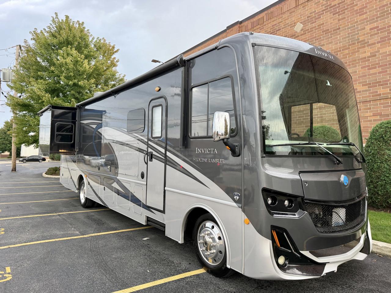 Ford Stripped Chassis Motorhome  2021