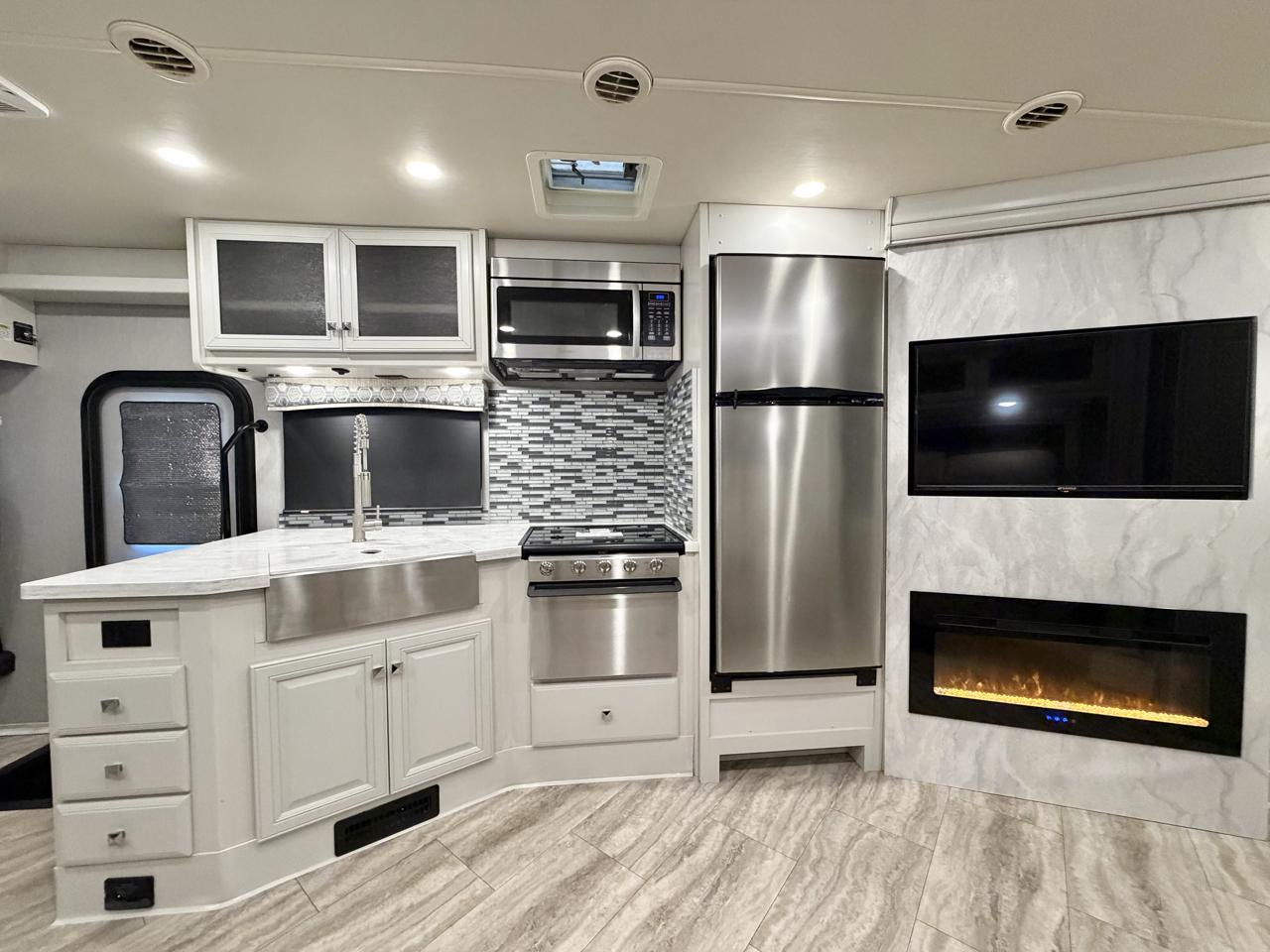 Ford Stripped Chassis Motorhome  2021