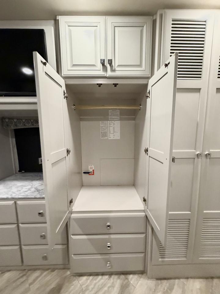 Ford Stripped Chassis Motorhome  2021