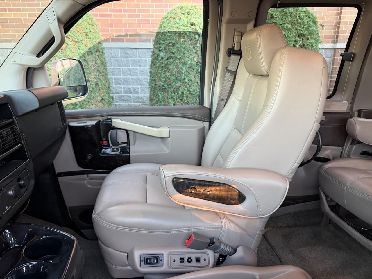 GMC Savana G2500 Cargo 2019
