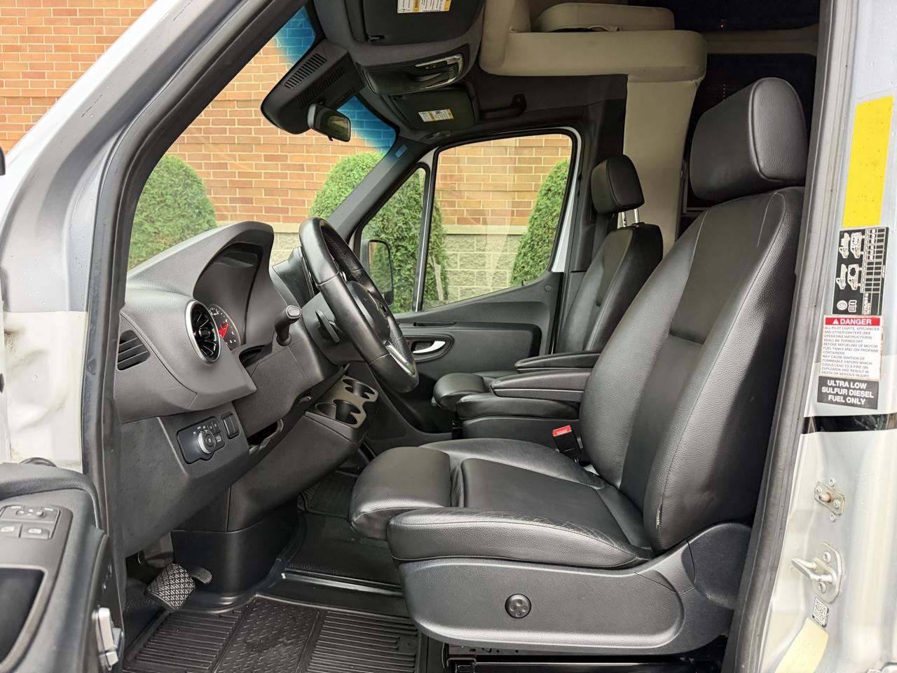 Mercedes-Benz Sprinter 3500 170-in. WB 2019