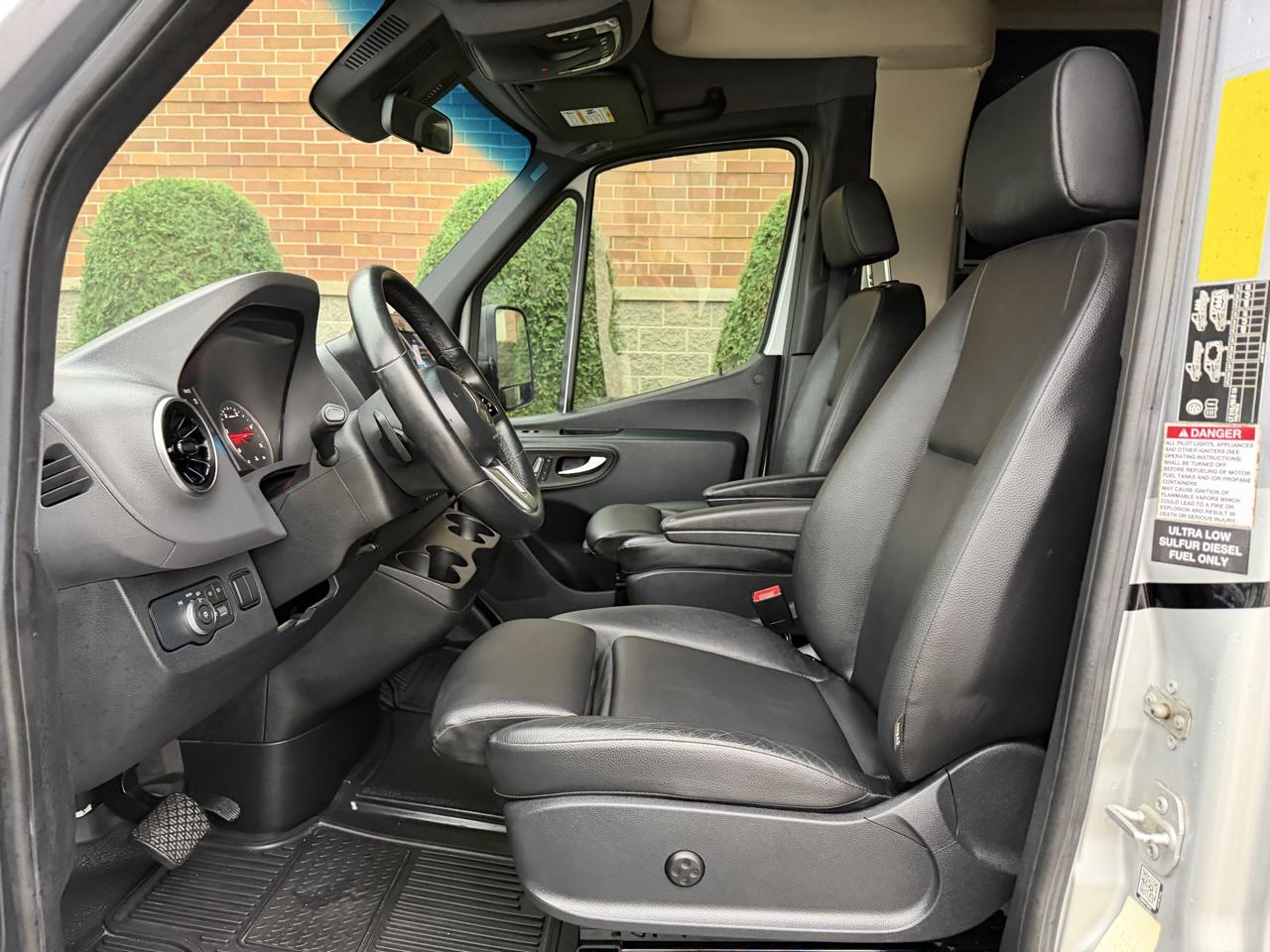 Mercedes-Benz Sprinter 3500 170-in. WB 2019