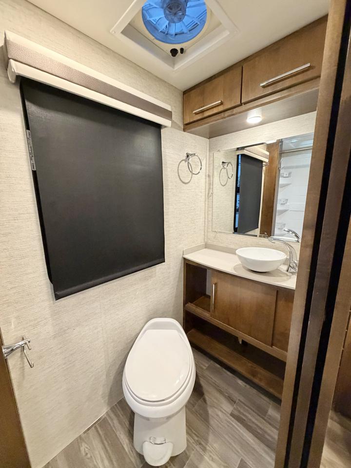 Mercedes-Benz Sprinter 3500 170-in. WB 2019