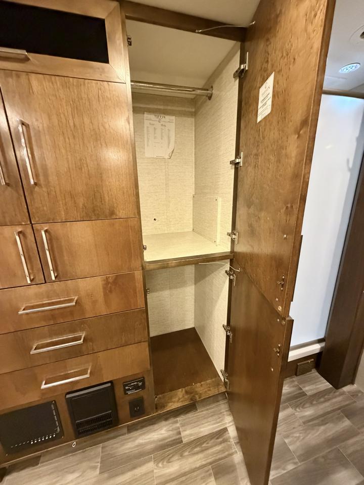 Mercedes-Benz Sprinter 3500 170-in. WB 2019